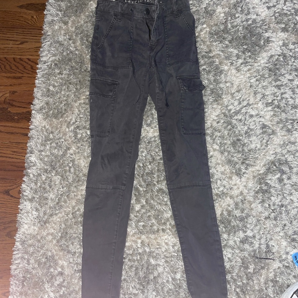 grey/black jeans